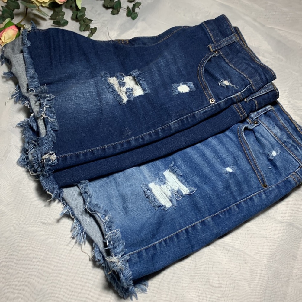 2 Pairs Wax Jean Denim Shorts High Rise Stretchy Light & Dark wash Woman…